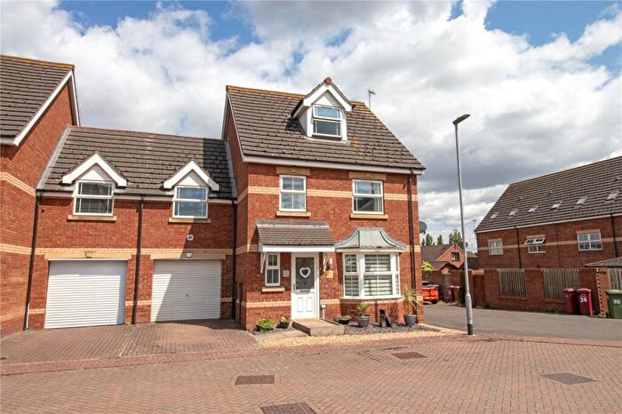 4 Bedroom Link Detached House For Sale In Birch Drive, Scunthorpe, Lincolnshire, DN16