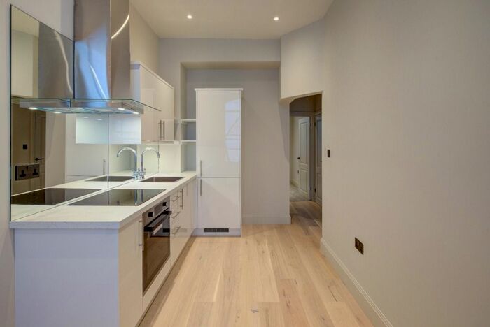 2 Bedroom Flat To Rent In Leinster Terrace, London, W2