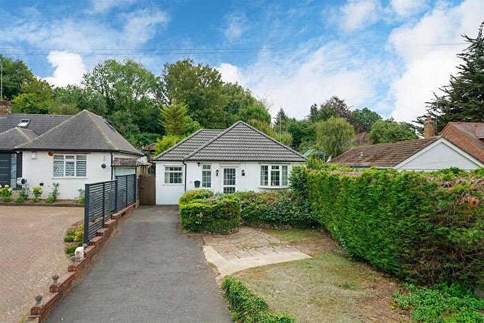 4 Bedroom Detached Bungalow For Sale In Harthall Lane, Kings Langley, Hertfordshire, WD4