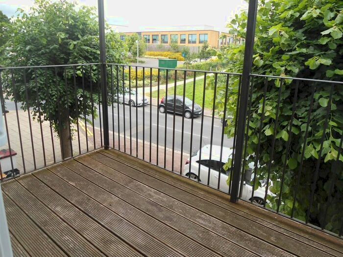 2 Bedroom Flat To Rent In Marlborough Road, Gillingham, ME7