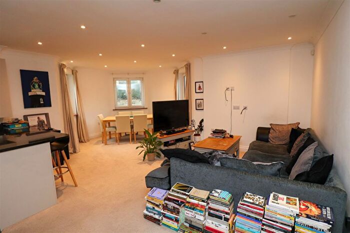 2 Bedroom Flat To Rent In Brittany Road, St. Leonards-On-Sea, TN38