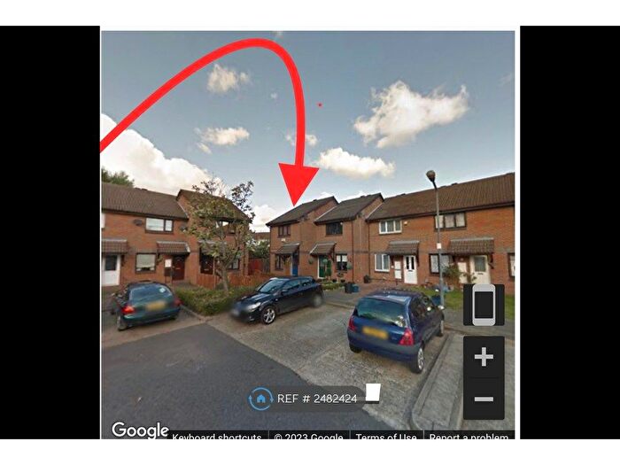 2 Bedroom End Of Terrace House To Rent In Crucible Close, Romford, RM6