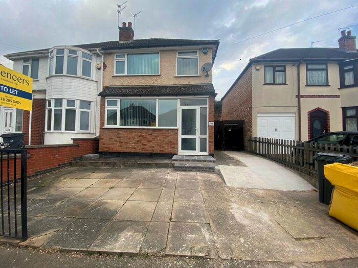 3 Bedroom Semi-Detached House To Rent In Aylestone Drive, Leicester, LE2