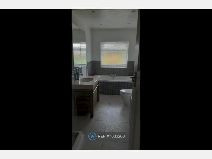 3 Bedroom Terraced House To Rent In Kingsway, St. George, Bristol, BS5