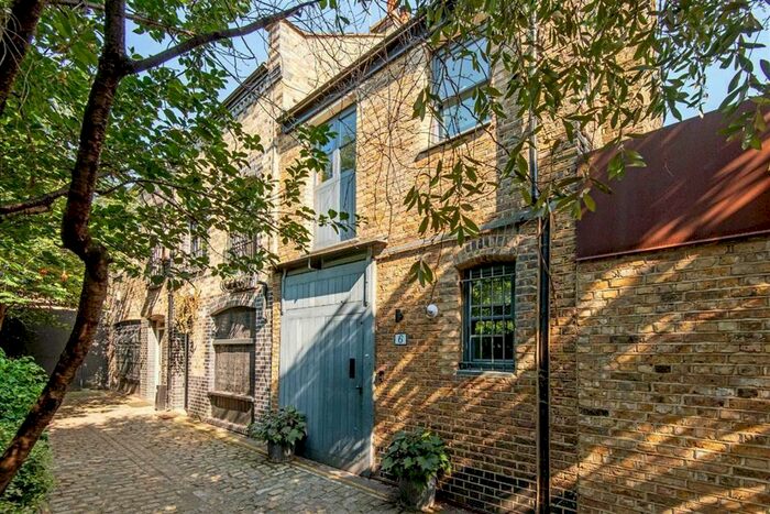 6 Bedroom Property To Rent In Peary Place, London, E2