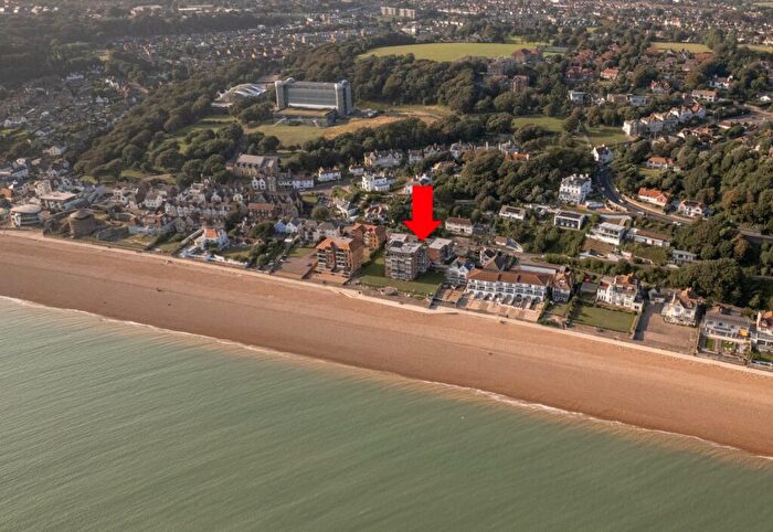 2 Bedroom Apartment For Sale In The Riviera, Sandgate, Folkestone, Kent, CT20