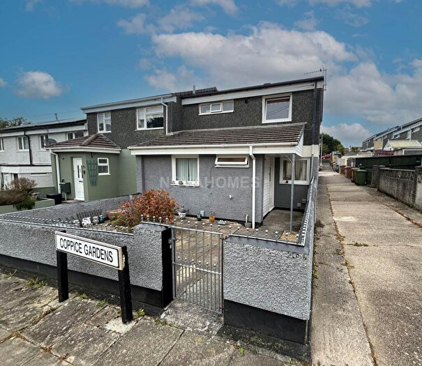 4 Bedroom End Of Terrace House For Sale In Coppice Gardens, Crownhill, PL5