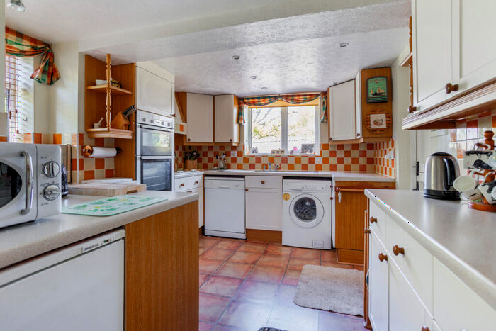 5 Bedroom Detached House For Sale In Lock Lane, Chichester, PO20