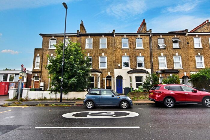 3 Bedroom Property For Sale In Brockley Road, Brockley, London, SE4