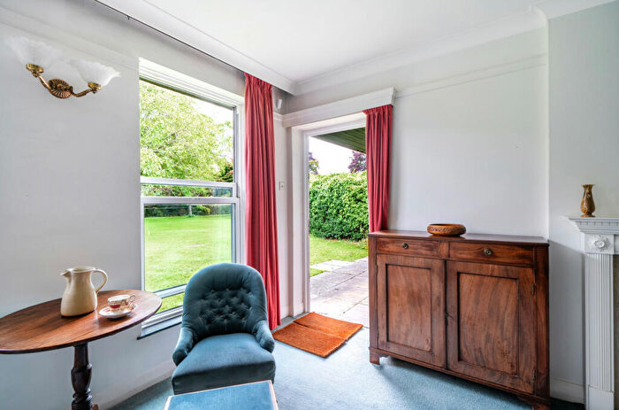 2 Bedroom Bungalow For Sale In Headbourne Worthy House, Bedfield Lane, Headbourne Worthy, Winchester, SO23