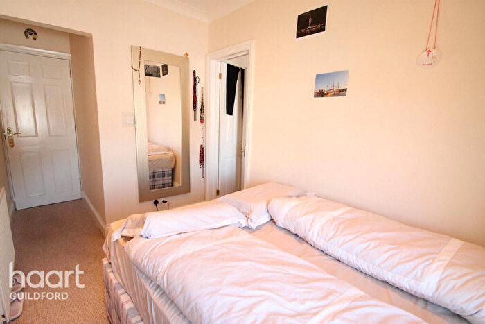 1 Bedroom Flat To Rent In Farnham Road, Guildford, GU2