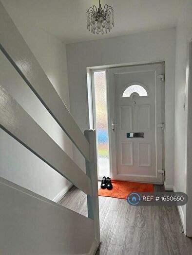 2 Bedroom Maisonette To Rent In Perak Court, Surbiton, KT5