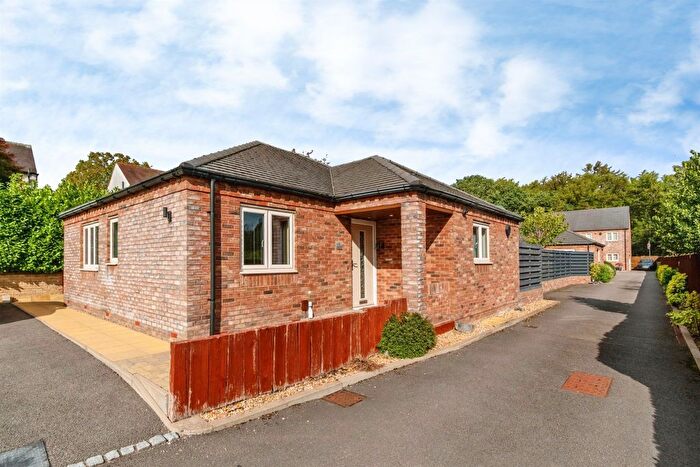 3 Bedroom Detached Bungalow For Sale In Chase Heights, Hednesford, Cannock, WS12