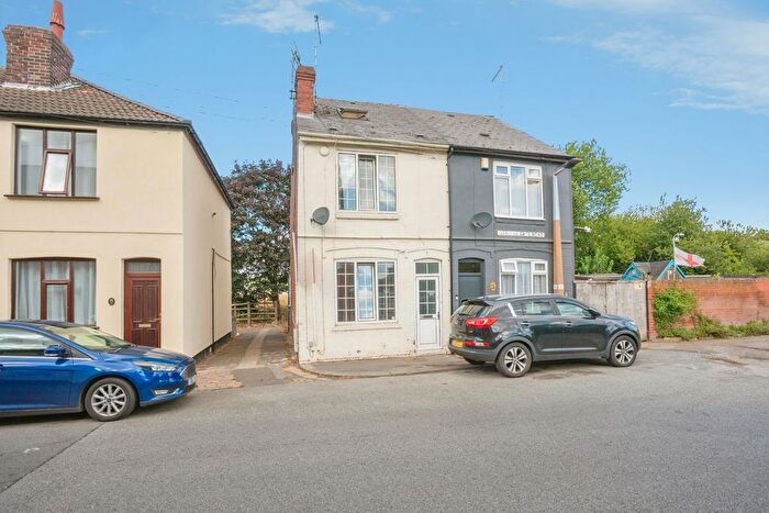 3 Bedroom Semi Detached House For Sale In Gosling Gate Road, Goldthorpe, Rotherham, Barnsley, S63