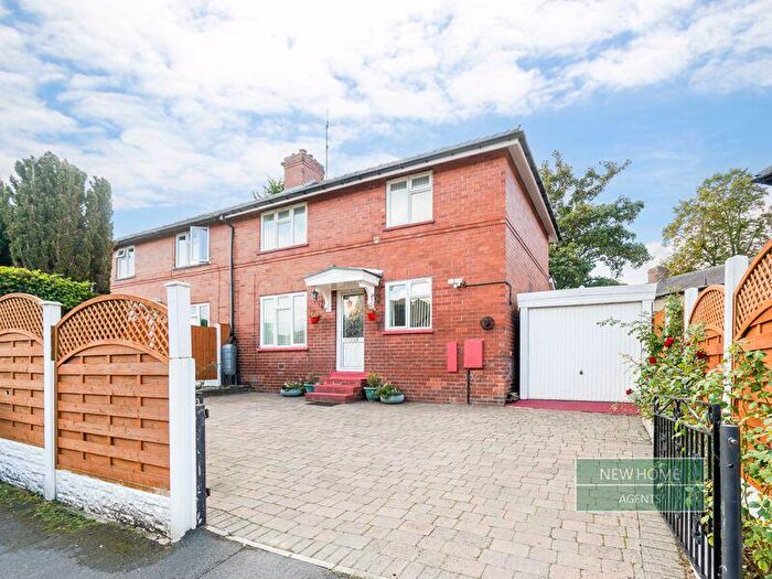 4 Bedroom Semi-Detached House For Sale In Gascoigne Crescent, Harrogate, North Yorkshire, HG1