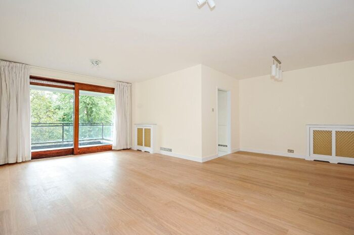 2 Bedroom Flat To Rent In Hall Road, St John's Wood, London, NW8