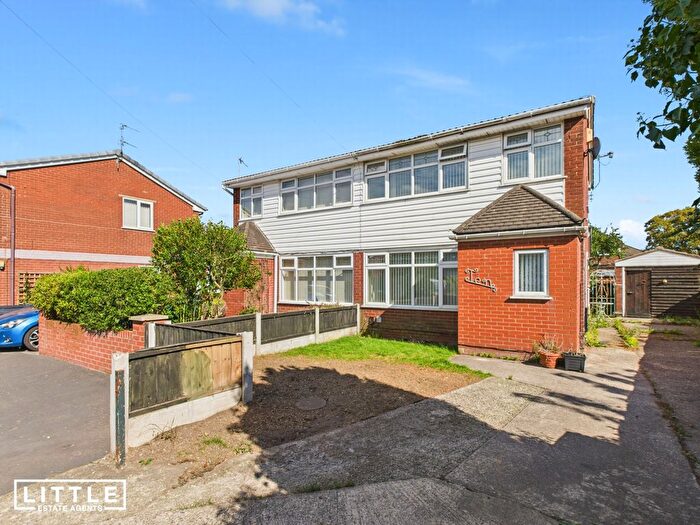 3 Bedroom Semi-Detached House For Sale In Scholes Park, St. Helens, WA10