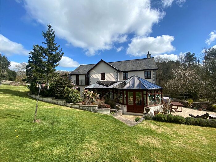 5 Bedroom Detached House For Sale In Yeolmbridge, Launceston, Cornwall, PL15