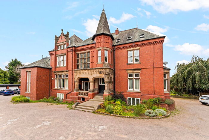 2 Bedroom Apartment For Sale In Washway Road, Sale, M33