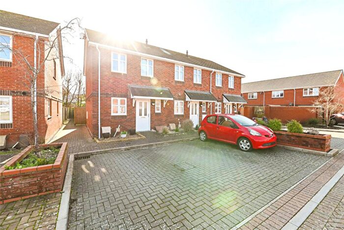 2 Bedroom Semi Detached House For Sale In Greenwood Close, New Milton, Hampshire, BH25