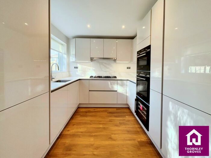 5 Bedroom Detached House To Rent In Wilbraham Road, Manchester, Greater Manchester, M14