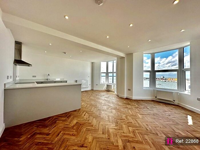 2 Bedroom Apartment To Rent In Fort Hill, Margate, CT9