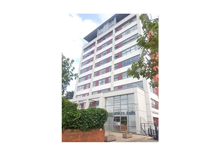 1 Bedroom Flat To Rent In Romford Road, Forest Gate, E7