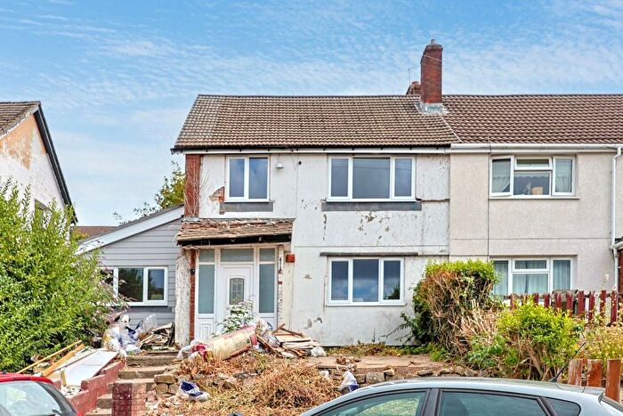 3 Bedroom Semi-detached House For Sale In Barn Close Trevethin, Trevethin, Pontypool, Gwent, NP4