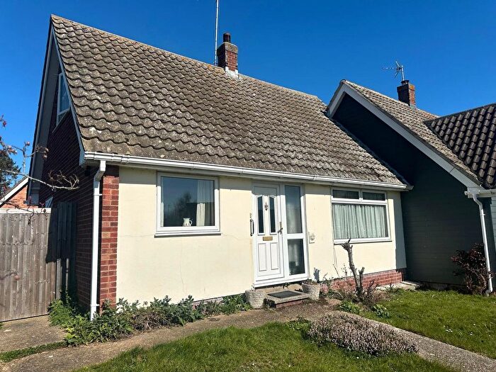 3 Bedroom Semi-Detached House For Sale In Heycroft Way, Nayland, Colchester, Suffolk, CO6