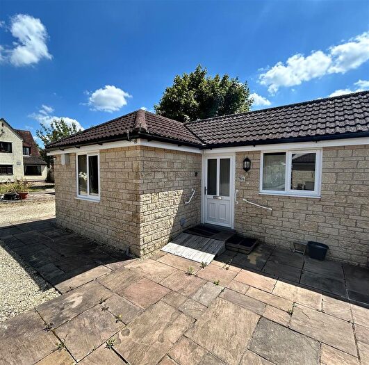 1 Bedroom Semi-Detached Bungalow To Rent In Bristol Road, Chippenham, SN15