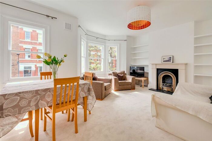 3 Bedroom Flat To Rent In Lakeside Road, London, W14