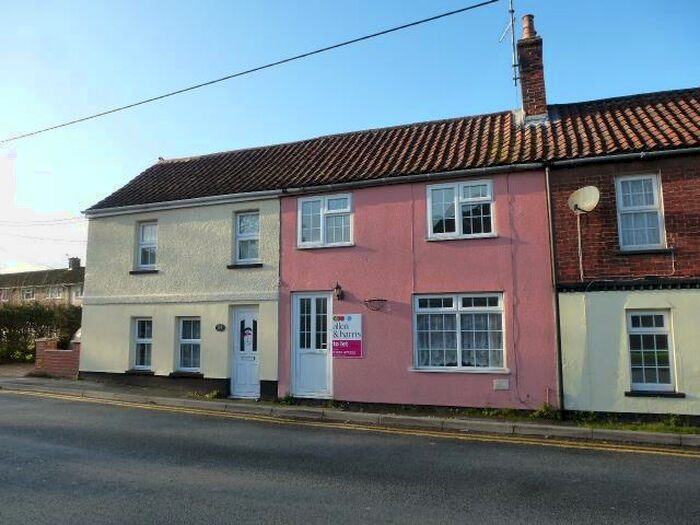 3 Bedroom House To Rent In Eden Vale Road, Westbury, BA13