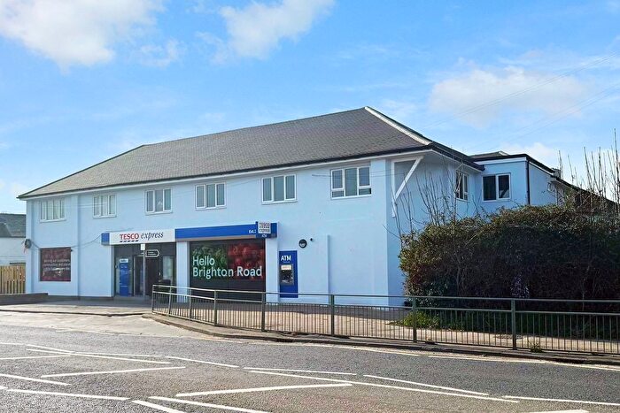 2 Bedroom Flat To Rent In Brighton Road, Horley, RH6