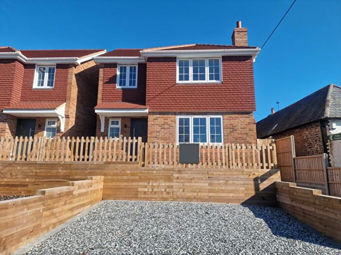 4 Bedroom House To Rent In Back Street, Ringwould, CT14