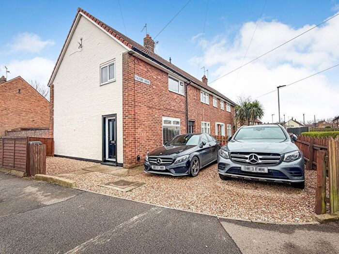 3 Bedroom End Terrace House For Sale In Bradford Avenue, Hull, East Riding Of Yorkshire, HU9