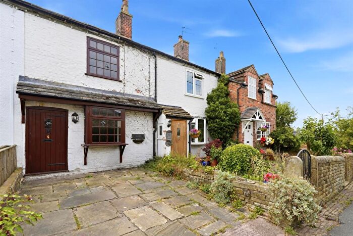 2 Bedroom Cottage For Sale In Moss Lane, Bollington, SK10
