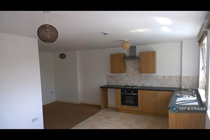 2 Bedroom Flat To Rent In Stamford House. Hill Street., Leicester, LE10