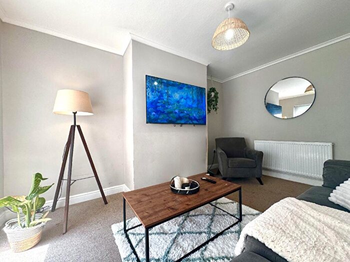 4 Bedroom House To Rent In Maple Avenue (D), Beeston, Nottingham, Nottinghamshire, NG9