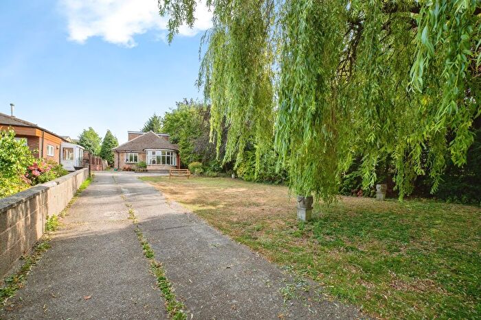 3 Bedroom Bungalow For Sale In Skegby Road, Huthwaite, Sutton-In-Ashfield, Nottinghamshire, NG17