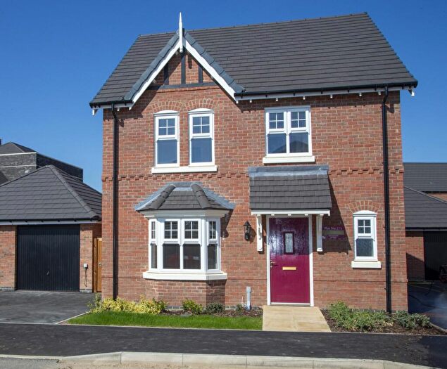 4 Bedroom Detached House For Sale In Kirby Woodlands Monument Way Priors Hall Park Corby, NN17