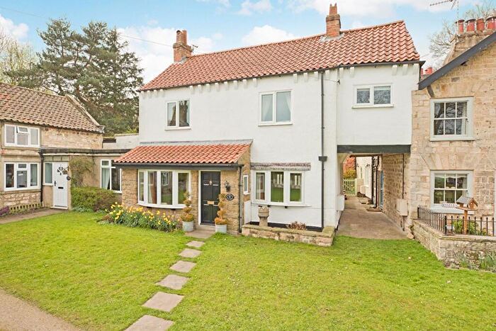 2 Bedroom Link Detached House For Sale In Burton Leonard, Harrogate, HG3