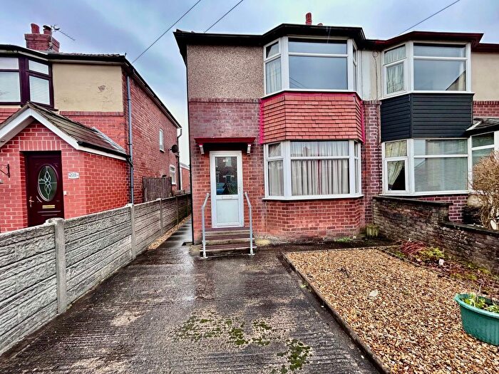 3 Bedroom Property To Rent In Leyland Lane, Leyland, PR25