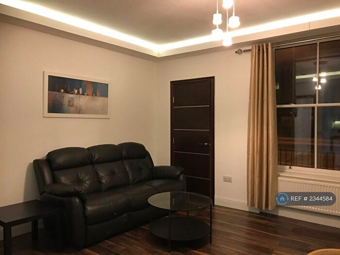 3 Bedroom Flat To Rent In Inverurie Road, Bucksburn, Aberdeen, AB21