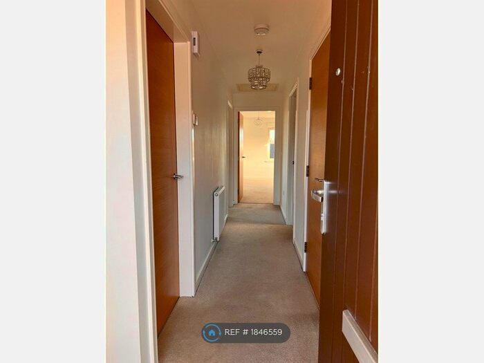 2 Bedroom Flat To Rent In Picketlaw Road, Eaglesham, Glasgow, G76