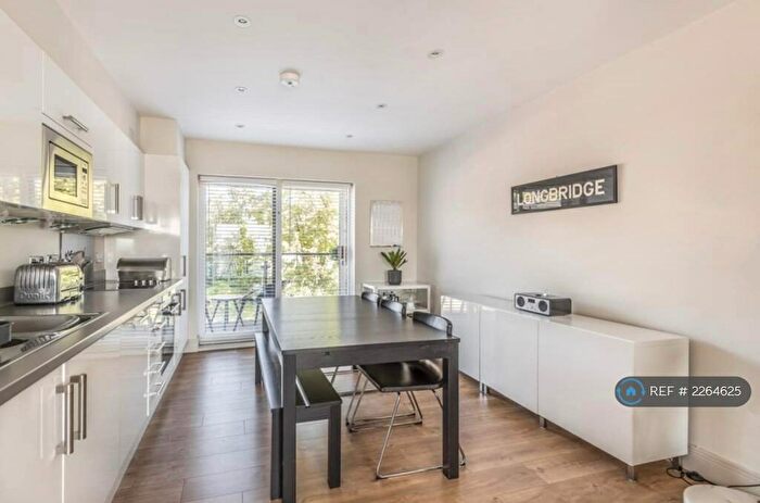 2 Bedroom Flat To Rent In Brockley Park, London, SE23