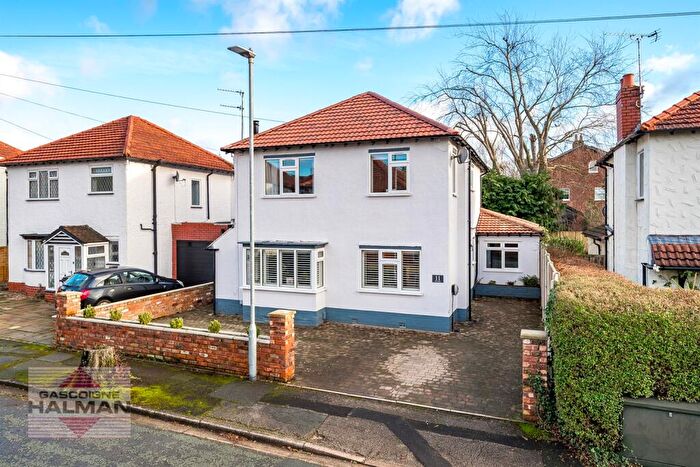 4 Bedroom Detached House For Sale In Birch Avenue, Wilmslow, SK9