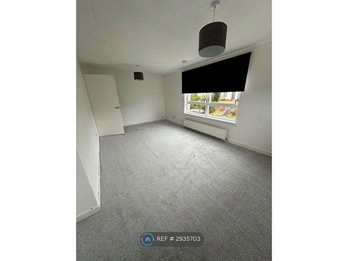2 Bedroom Flat To Rent In East Kilbride, Glasgow, G75
