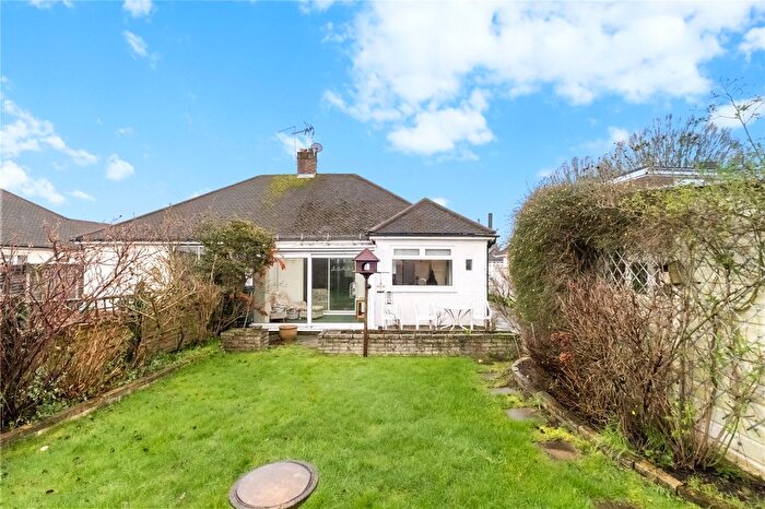 3 Bedroom Semi-detached House For Sale In Lime Grove, Twickenham, TW1