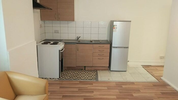 2 Bedroom Flat To Rent In Marsh Road, Luton, LU3