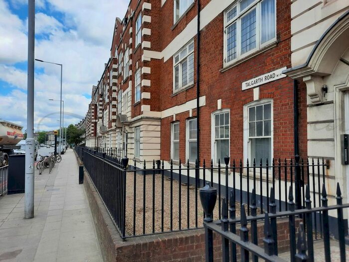 3 Bedroom Flat To Rent In Talgarth Road, Baron's Court, W14